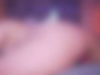 Live cam show with LauRoberts - Nipple Piercings on SpunkLive