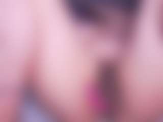 LauRoberts's Live Sex Cam Show