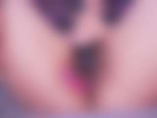 LauRoberts's Live Sex Cam Show