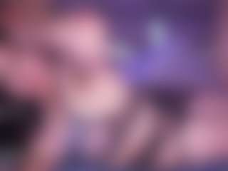 LauRoberts's Live Sex Cam Show