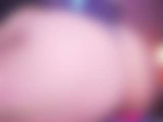 Live cam show with LauRoberts - Athletic on Camiplay Live