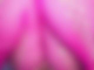 Live cam show with LauRoberts - BBW on liverealitysex.com