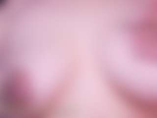 LauRoberts's Live Sex Cam Show