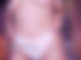 LauRoberts's Live Sex Cam Show