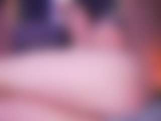 LauRoberts's Live Sex Cam Show