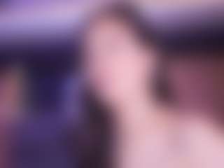 Live cam show with LauRoberts - Tattoos Curvy on Camsoda