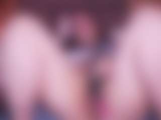 LauRoberts's Live Sex Cam Show