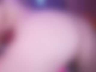 LauRoberts's Live Sex Cam Show
