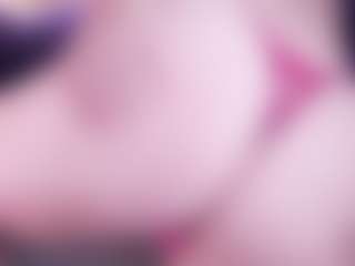 LauRoberts's Live Sex Cam Show