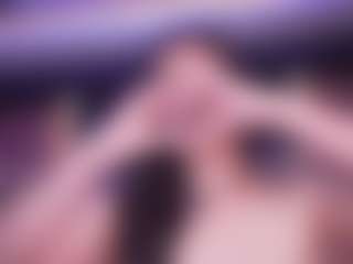 Live cam show with LauRoberts - Oil on Camsoda