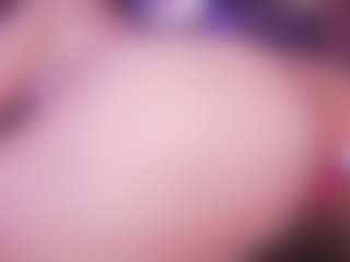 LauRoberts's Live Sex Cam Show