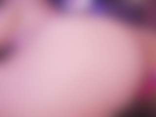 Live cam show with LauRoberts - Green Eyes on Fling VIP Chat