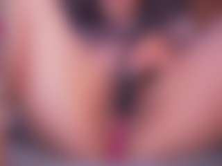 LauRoberts's Live Sex Cam Show