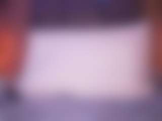 Live cam show with LauRoberts - Public Toys on Dolls Live