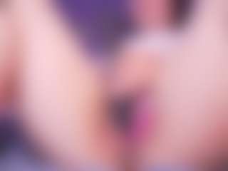 LauRoberts's Live Sex Cam Show