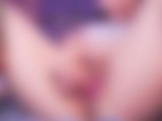 LauRoberts's Live Sex Cam Show