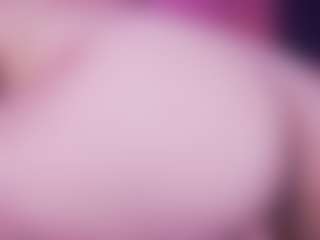 Live cam show with LauRoberts - Big Tits on SinfulBabes
