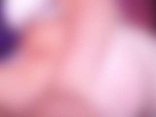 LauRoberts's Live Sex Cam Show