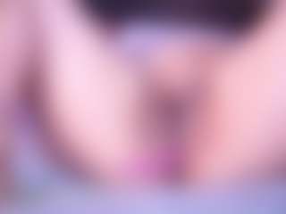 LauRoberts's Live Sex Cam Show