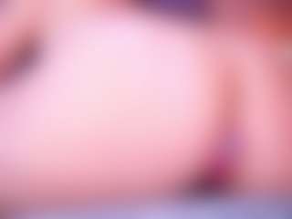 LauRoberts's Live Sex Cam Show