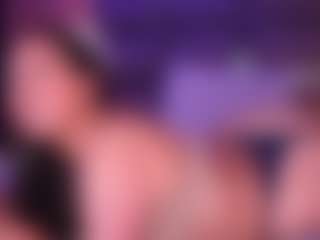 LauRoberts's Live Sex Cam Show