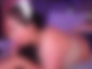 Live cam show with LauRoberts - Amateur on slutload