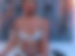 Live cam show with Lorenn-Hill - Fuck Machine on Stripli.com