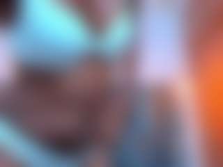 Lorenn-Hill MILF webcam performer live streaming