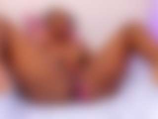 Live cam show with Lorenn-Hill - Eating Pussy on Camsoda