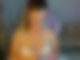 Live cam show with Mariellie - Beauty on Dolls Live
