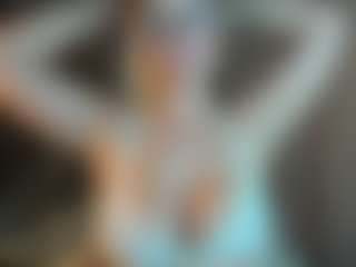 Live cam show with Mariellie - Green Eyes on TeamSkeetLive