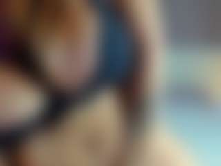 Live cam show with Mariellie - Cumshot on Gym Cam Girls