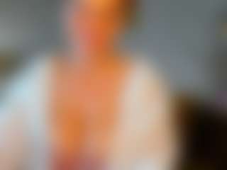 Live cam show with Mariellie - Bikini on WildCum