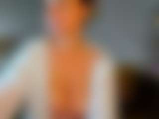 Live cam show with Mariellie - Innocent on WildCum