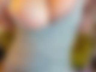 Live cam show with Mariellie - Green Eyes on milfzrlive.com