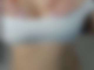 Live cam show with Mariellie - Mouth on Gym Cam Girls