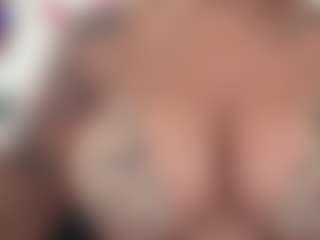 TattedBarbie444's Live Sex Cam Show