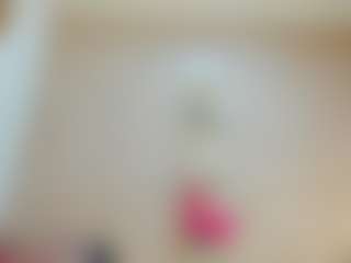 Live cam show with DestinySins - Deepthroat on sexylive.show
