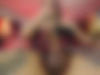 girl-hotbicth's Live Sex Cam Show