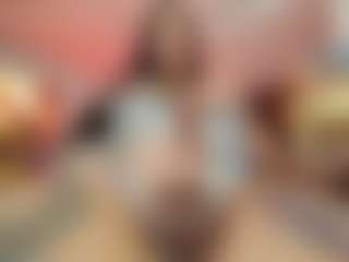 girl-hotbicth's Live Sex Cam Show