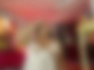 girl-hotbicth's Live Sex Cam Show