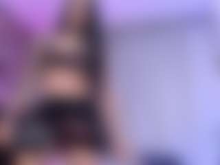 crystalevains's Live Sex Cam Show