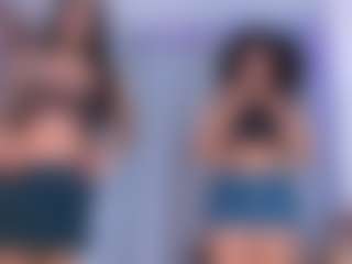 crystalevains's Live Sex Cam Show