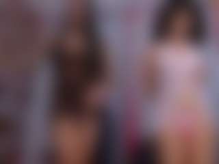 Live cam show with crystalevains - Average on madthumbs