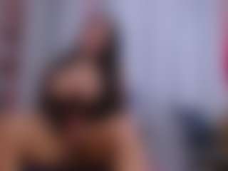 crystalevains's Live Sex Cam Show