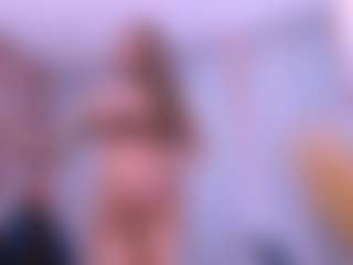 crystalevains's Live Sex Cam Show