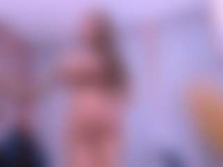 crystalevains's Live Sex Cam Show