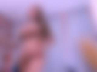 Live cam show with crystalevains - Dirty Talk on madthumbs