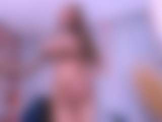 Live cam show with crystalevains - Dirty Talk on madthumbs