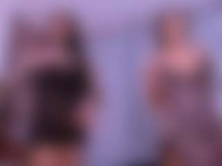 crystalevains's Live Sex Cam Show